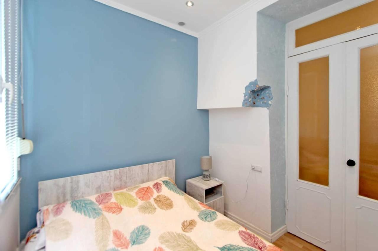 Sunny Apartment In The Center Jerevan Exteriör bild